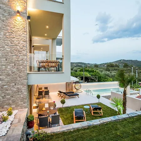 Aigli Skala Maries Deluxe Apartment *