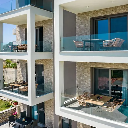 Aigli Skala Maries Deluxe Apartment